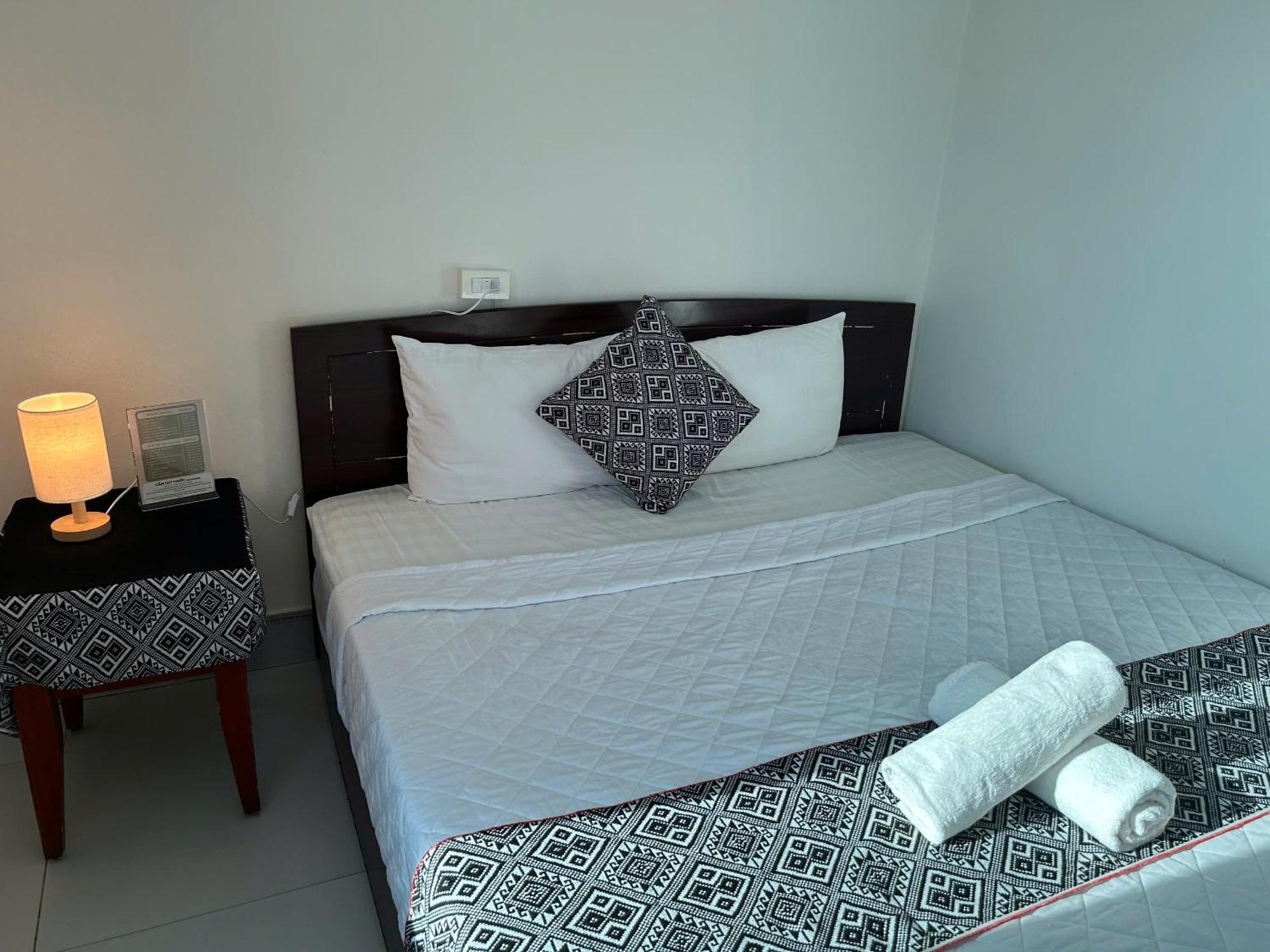 Frontier Hostel & Tours Diện Biên Phủ Buitenkant foto